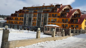 Отель Snow Plaza Apartment, Бакуриани